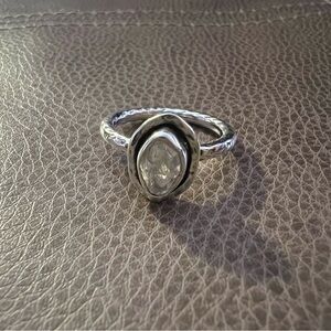 Elegant Silver Ring